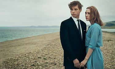 En la playa de Chesil (2017)