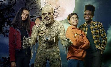 Under Wraps: Una momia en Halloween (2021)